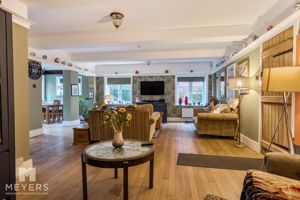 Lounge- click for photo gallery